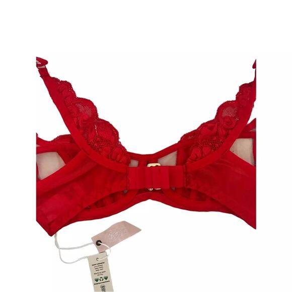 We Are HAH Red Bra NWT Size A 28-36 - Picture 3 of 4